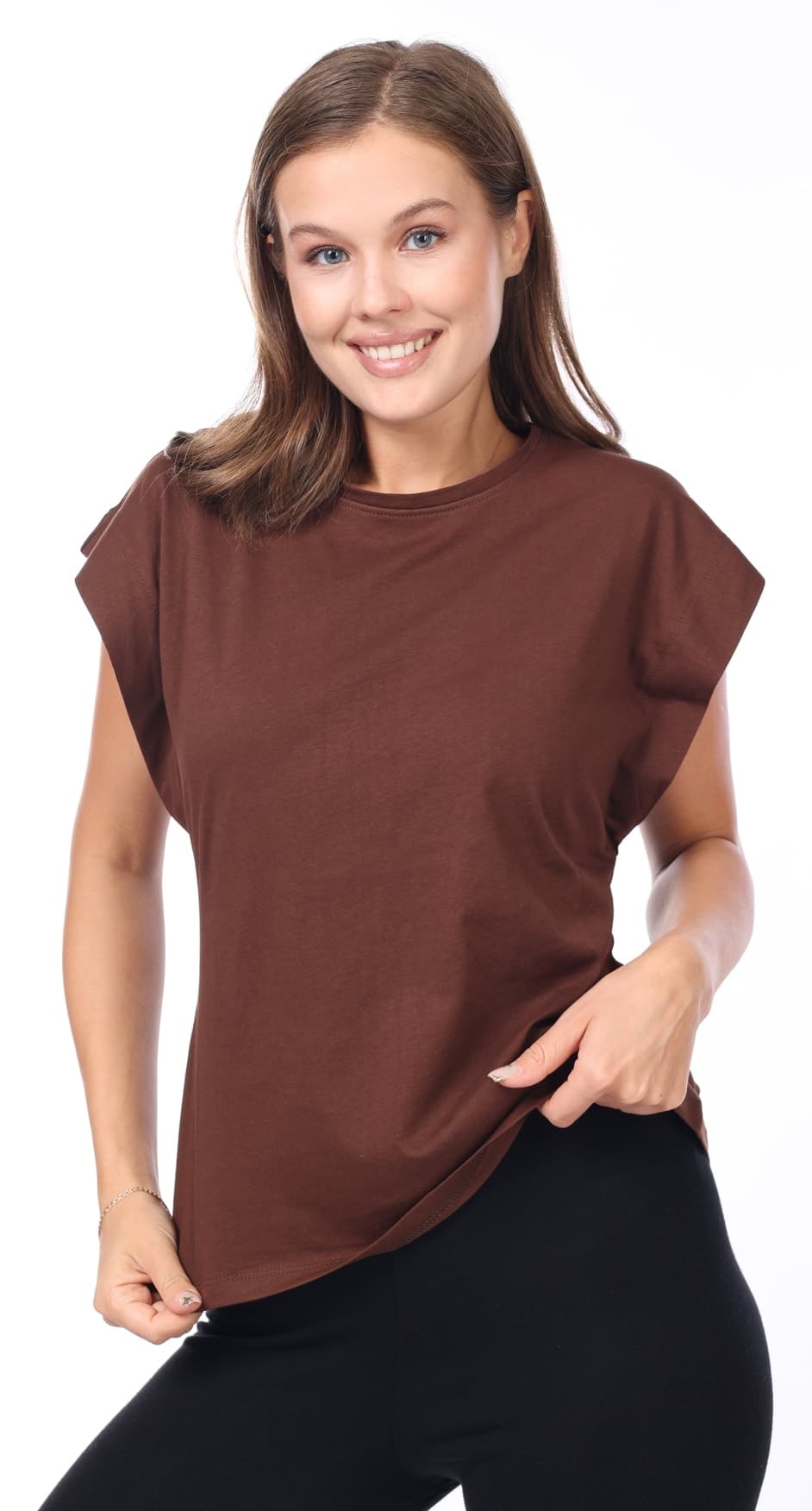 تیشرت زنانه Tight Lady نخی قهوهای یقه گرد آستین خفاشی مدل پد سرشانه تیشرت زنانه Tight Lady نخی قهوهای یقه گرد آستین خفاشی مدل پد سرشانه