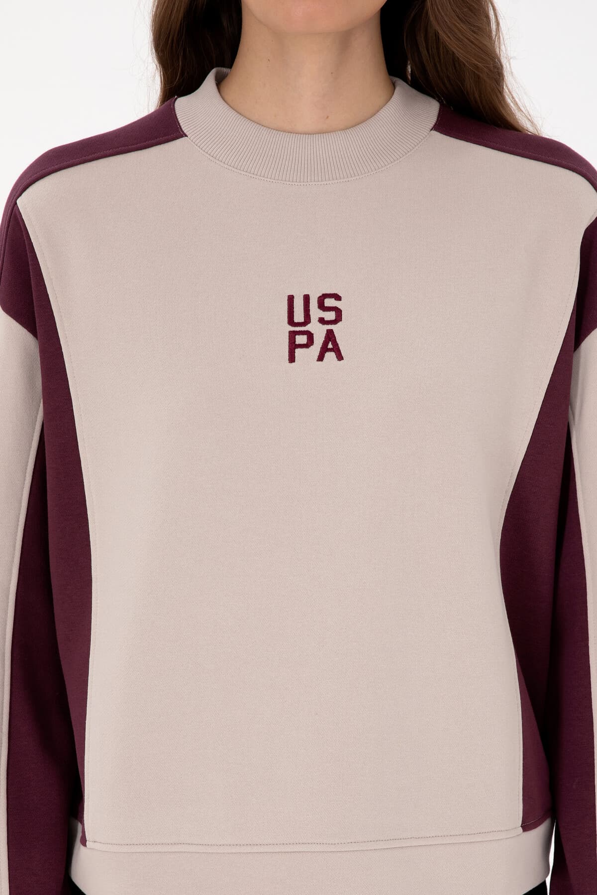 سوئیشرت زنانه U.S. Polo Assn. بوردو یقه گرد مدل 50314951-VR177 سوئیشرت زنانه U.S. Polo Assn. بوردو یقه گرد مدل 50314951-VR177