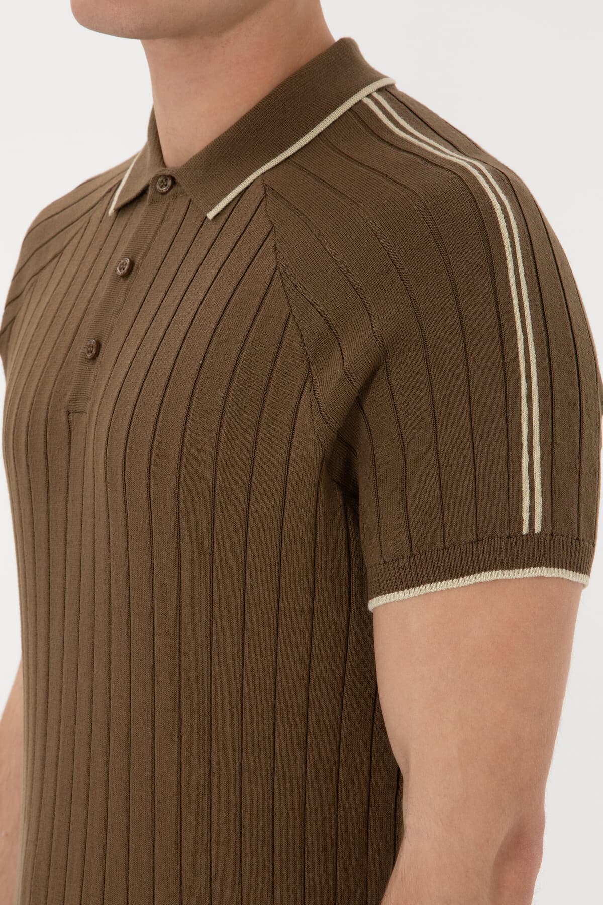 تیشرت مردانه U.S. Polo Assn. یقه گرد فیت اسلیم خاکی مدل 50306481-VR027 تیشرت مردانه U.S. Polo Assn. یقه گرد فیت اسلیم خاکی مدل 50306481-VR027