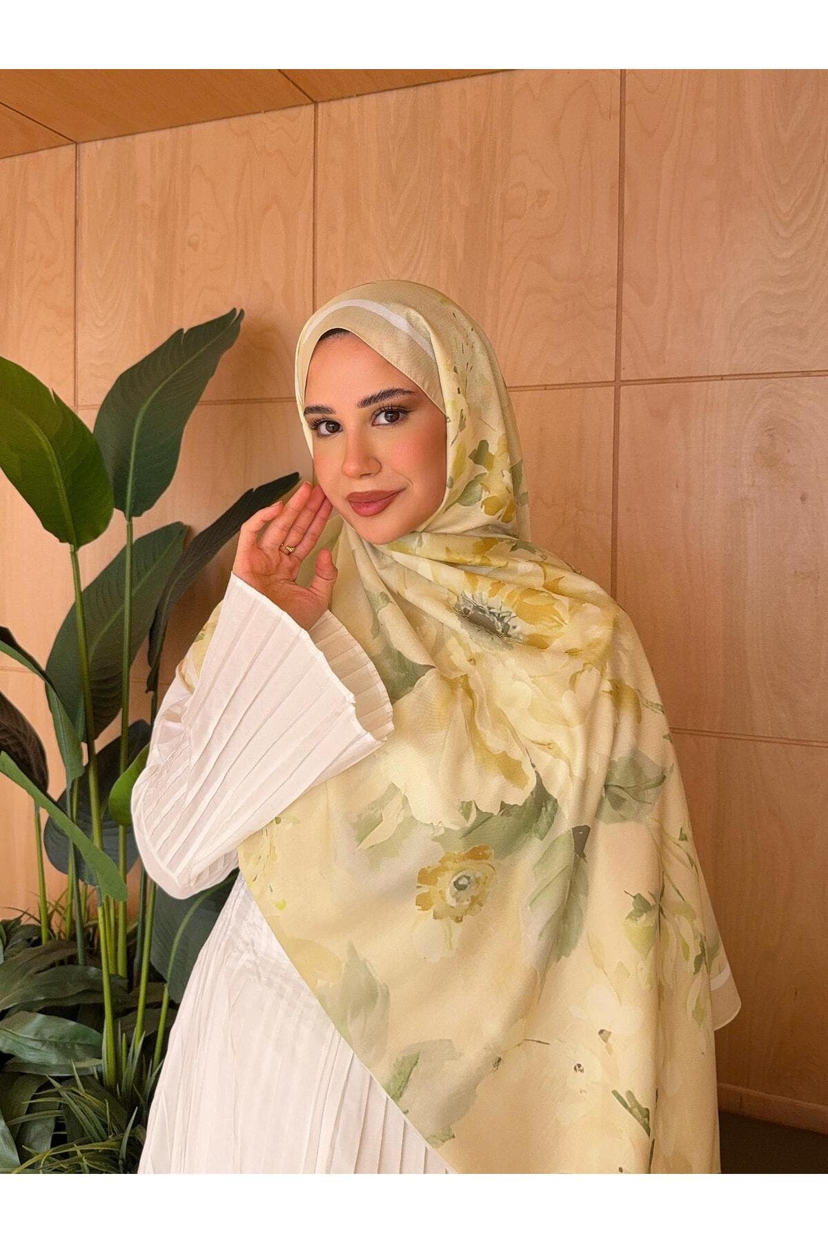 شال Mira İpek نخی نرم طرحدار سری Cesur مدل ps173 شال Mira İpek نخی نرم طرحدار سری Cesur مدل ps173
