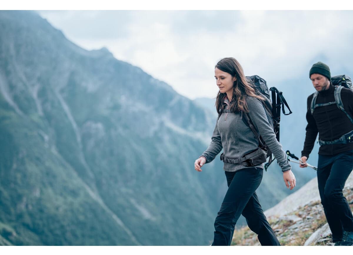 بلوز پولار زنانه Decathlon Quechua اوتدور سفید مدل MH100 بلوز پولار زنانه Decathlon Quechua اوتدور سفید مدل MH100
