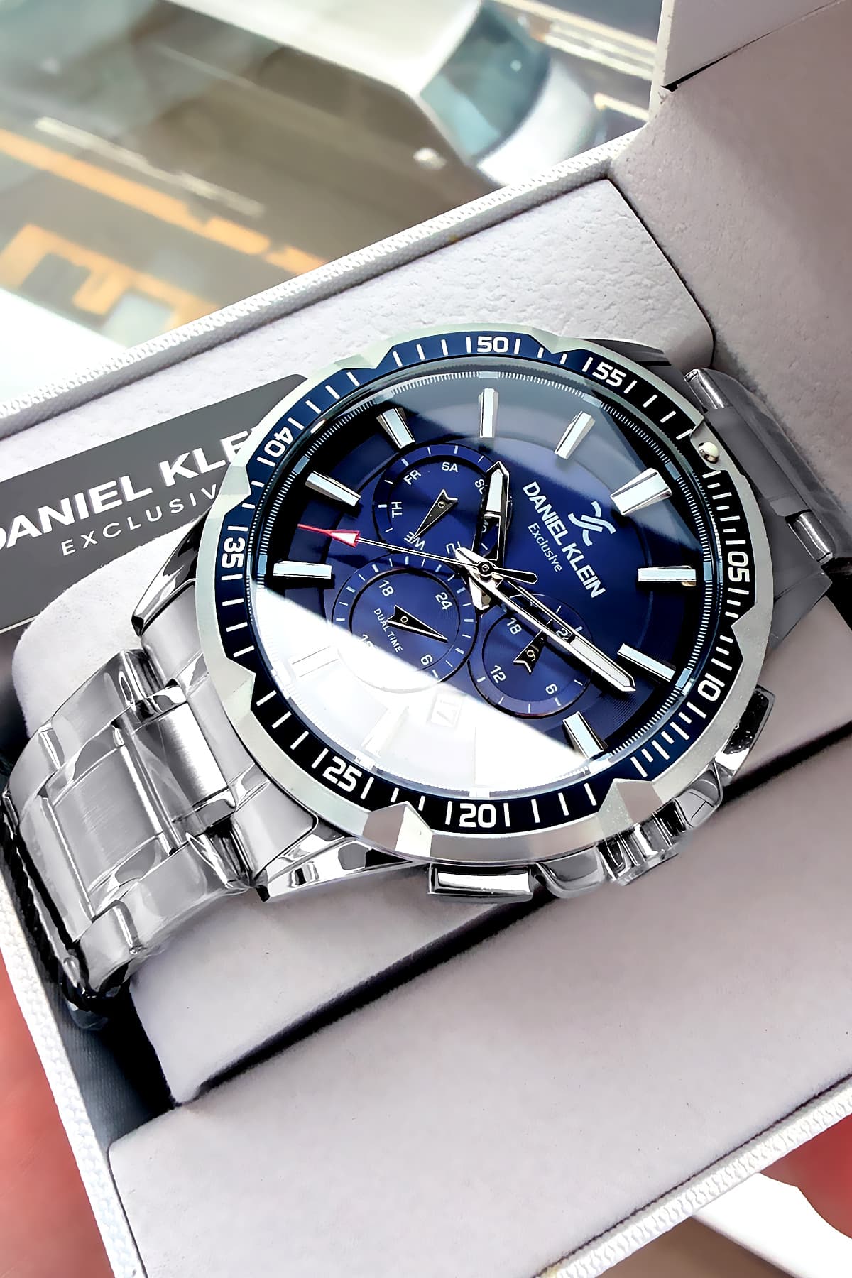 ساعت مردانه Daniel Klein Exclusive 3 ATM بند فولادی نقرهای سبز مدل DKE2004C3 ساعت مردانه Daniel Klein Exclusive 3 ATM بند فولادی نقرهای سبز مدل DKE2004C3