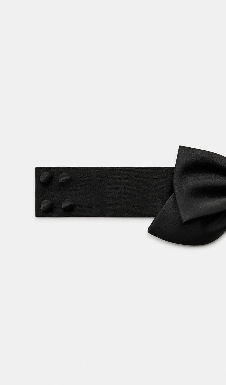 پاپیون مردانه Zara با روکش ساتن سیاه سایز M پاپیون مردانه Zara با روکش ساتن سیاه سایز M
