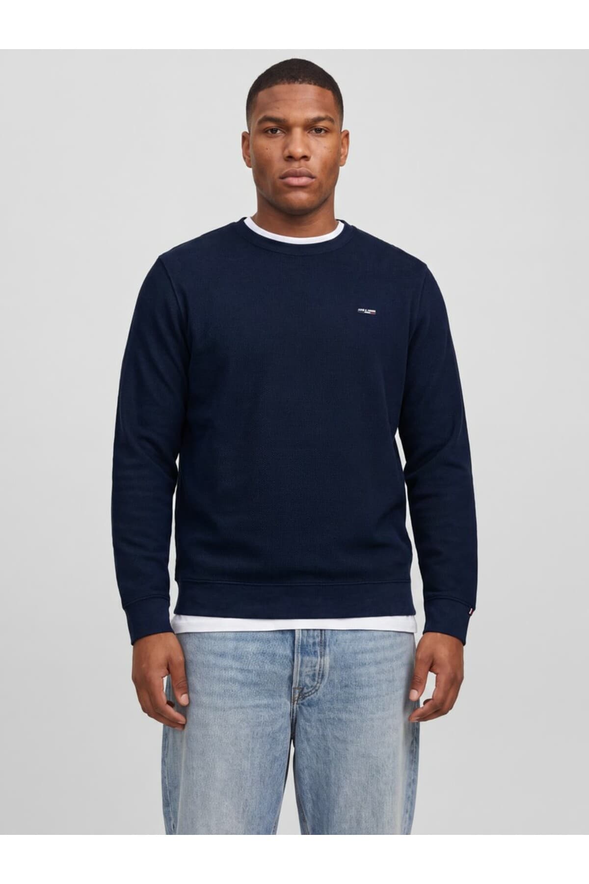 سویشرت مردانه Jack & Jones سرمهای یقه گرد سایز بزرگ مدل Jprblualves Structure سویشرت مردانه Jack & Jones سرمهای یقه گرد سایز بزرگ مدل Jprblualves Structure