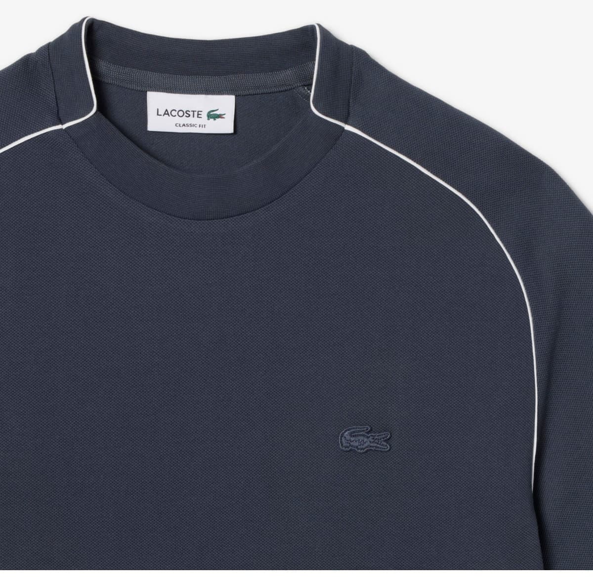 تیشرت مردانه Lacoste یقه گرد فیت کلاسیک خاکستری تیره تیشرت مردانه Lacoste یقه گرد فیت کلاسیک خاکستری تیره