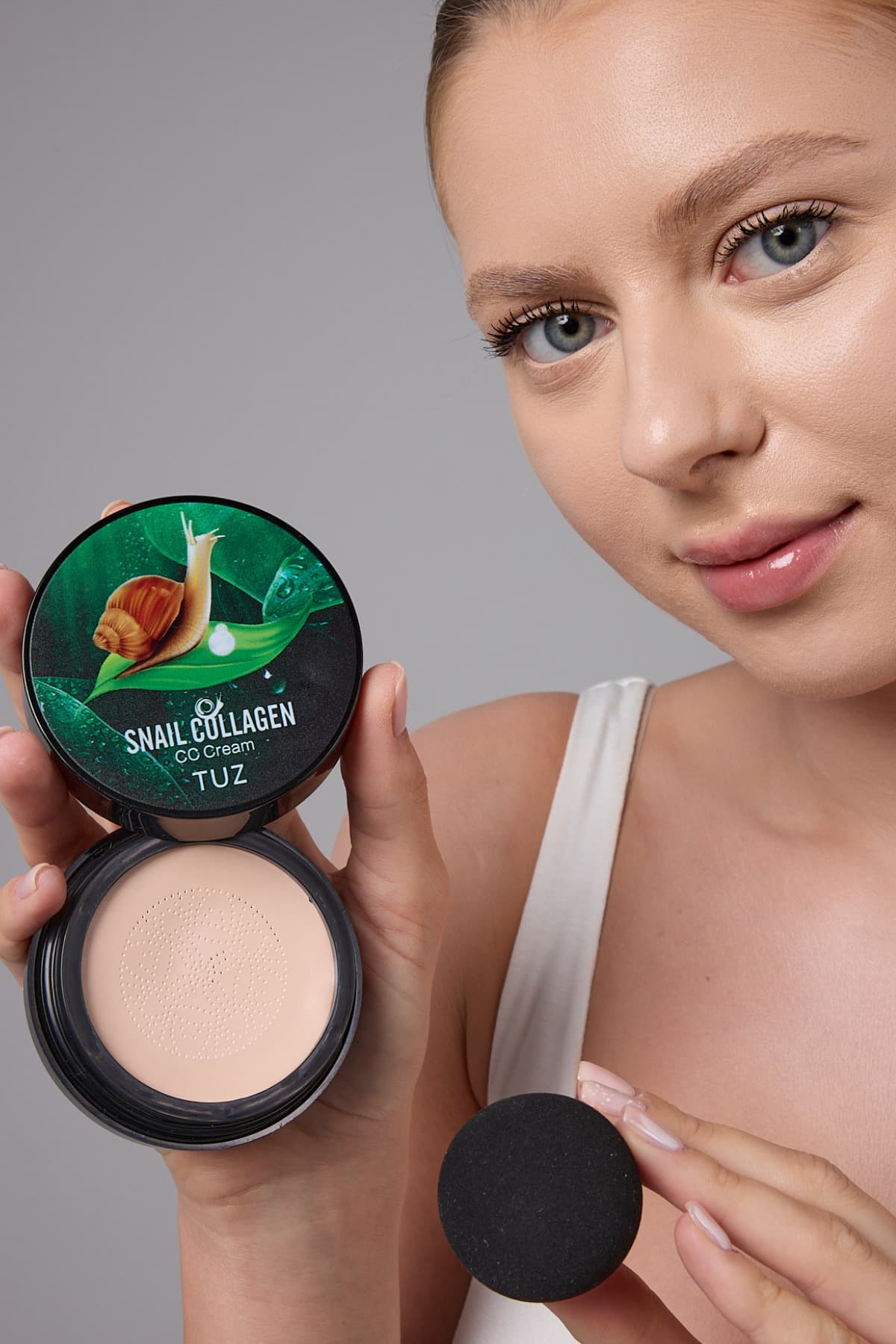 فوندیشن Lady Beauty با عصاره حلزون و نمک همراه اسفنج قارچیشکل فوندیشن Lady Beauty با عصاره حلزون و نمک همراه اسفنج قارچیشکل