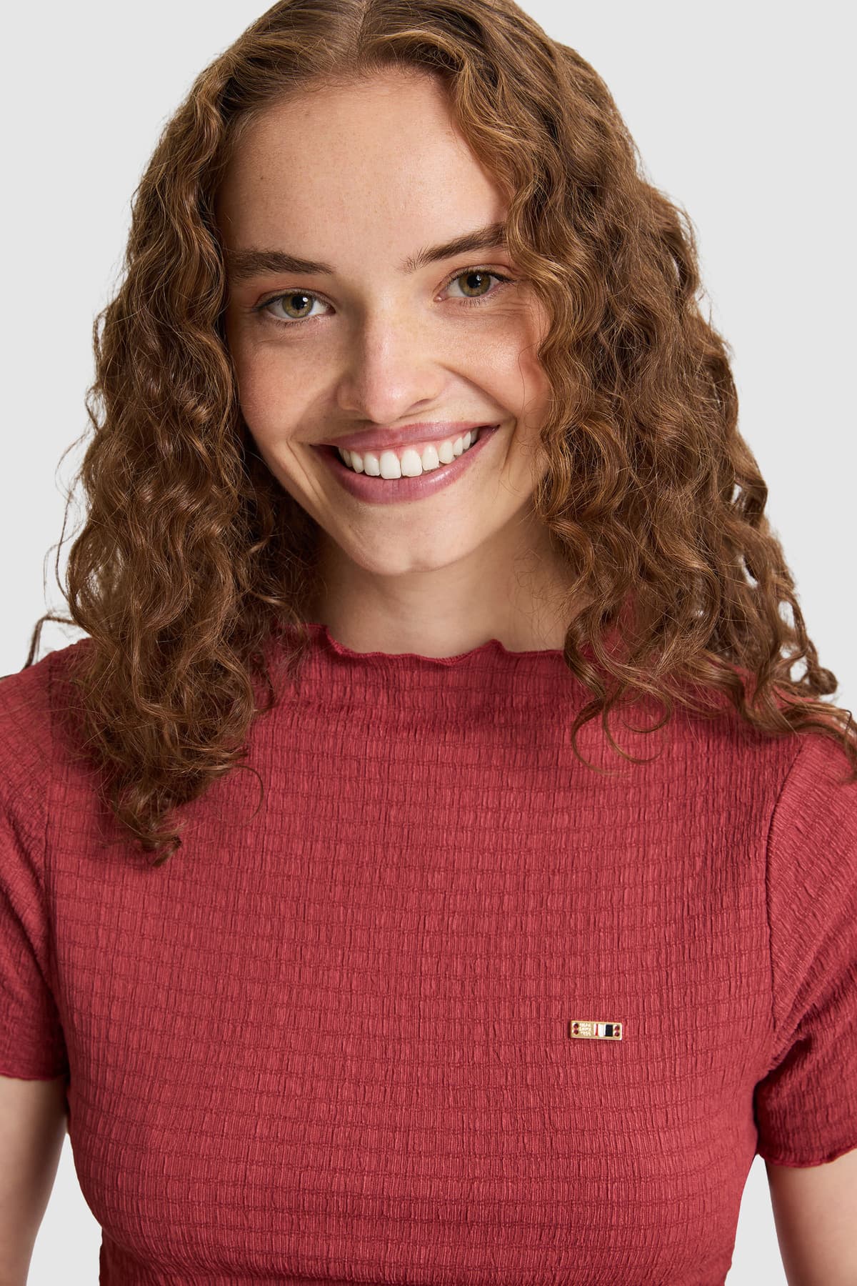 تیشرت زنانه یقه ایستاده U.S. Polo Assn. زرشکی مدل 50323528-VR223 تیشرت زنانه یقه ایستاده U.S. Polo Assn. زرشکی مدل 50323528-VR223