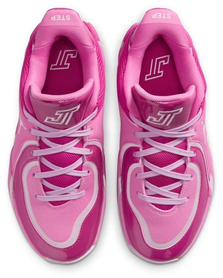 کفش بسکتبال زنانه Nike Jordan Tatum 4 GS صورتی کفش بسکتبال زنانه Nike Jordan Tatum 4 GS صورتی