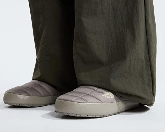 کفش مولز مردانه THE NORTH FACE مدل Thermoball Traction V Mules کفش مولز مردانه THE NORTH FACE مدل Thermoball Traction V Mules