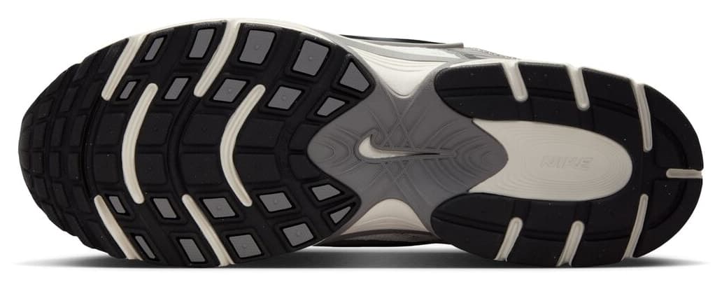 کفش ورزشی مردانه Nike سفید مدل V5 RNR HJ5228 009 کفش ورزشی مردانه Nike سفید مدل V5 RNR HJ5228 009