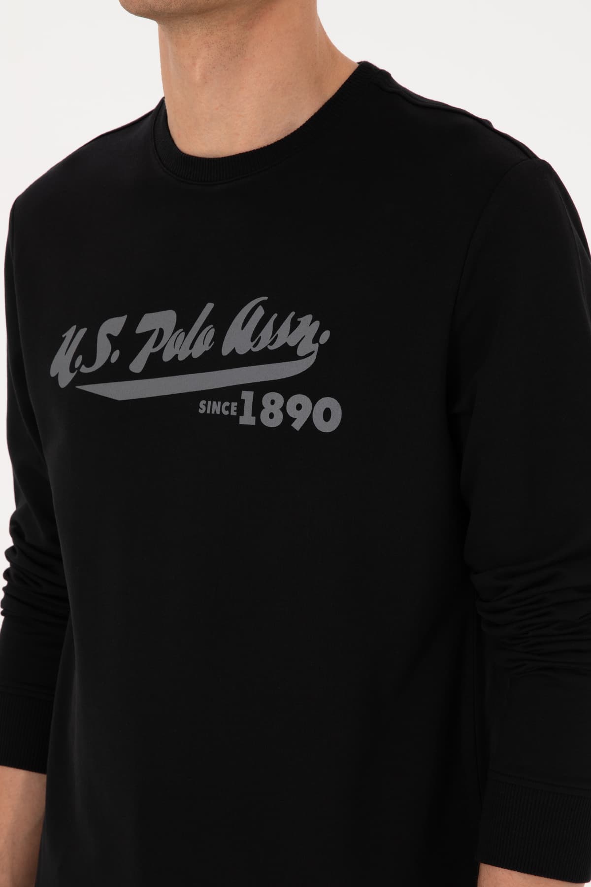 سوئیشرت مردانه U.S. Polo Assn. یقه گرد فیت معمولی مشکی نازک مدل 50316315-VR046 سوئیشرت مردانه U.S. Polo Assn. یقه گرد فیت معمولی مشکی نازک مدل 50316315-VR046