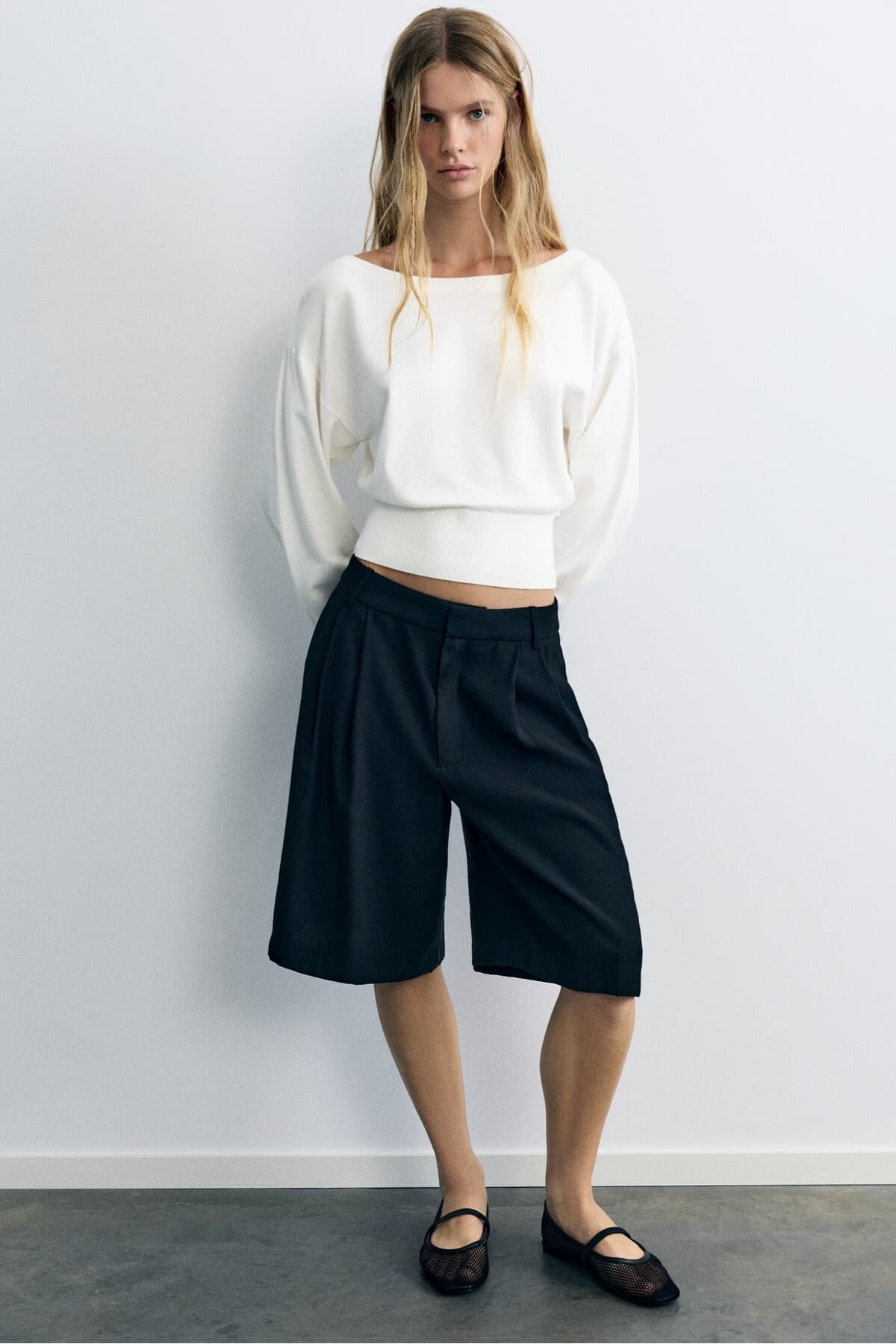 پلیور زنانه Pull & Bear راهراه یقه پهن پلیور زنانه Pull & Bear راهراه یقه پهن