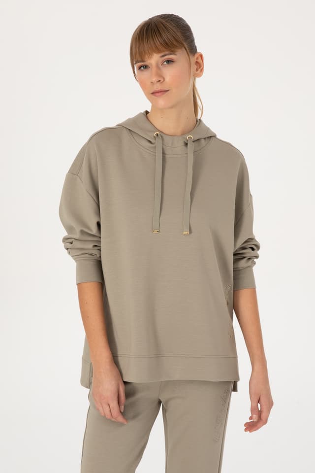 سوئیشرت زنانه U.S. Polo Assn. کلاهدار مودال ترکیبی خاکی روشن مدل 50313561-VR183 سوئیشرت زنانه U.S. Polo Assn. کلاهدار مودال ترکیبی خاکی روشن مدل 50313561-VR183