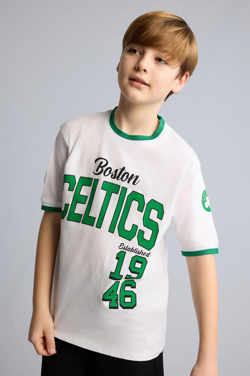 تیشرت پسرانه DeFacto %100 نخی NBA Boston Celtics یقه گرد رگولار فیت مدل H2899A826HS تیشرت پسرانه DeFacto %100 نخی NBA Boston Celtics یقه گرد رگولار فیت مدل H2899A826HS