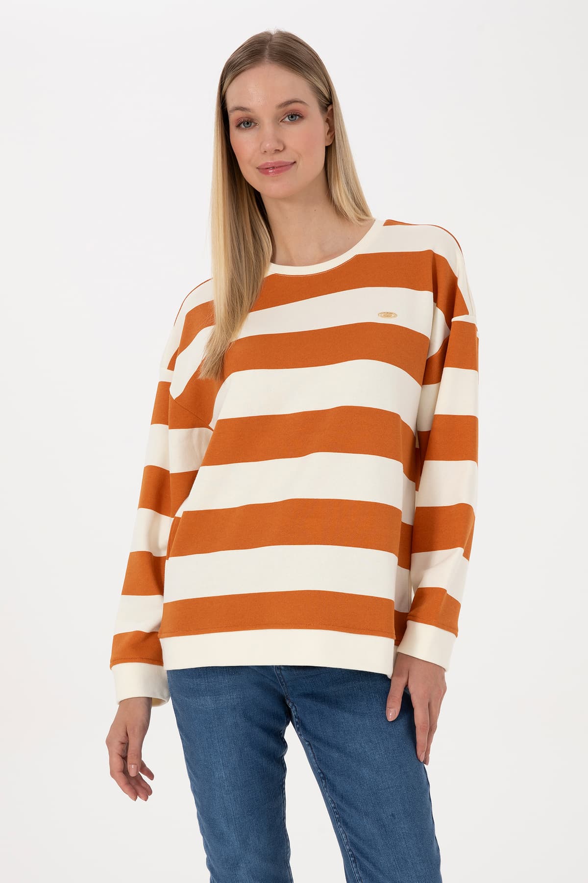 سوئیشرت زنانه U.S. Polo Assn. یقه گرد راهراه مسی مدل 50313563-VR182 سوئیشرت زنانه U.S. Polo Assn. یقه گرد راهراه مسی مدل 50313563-VR182