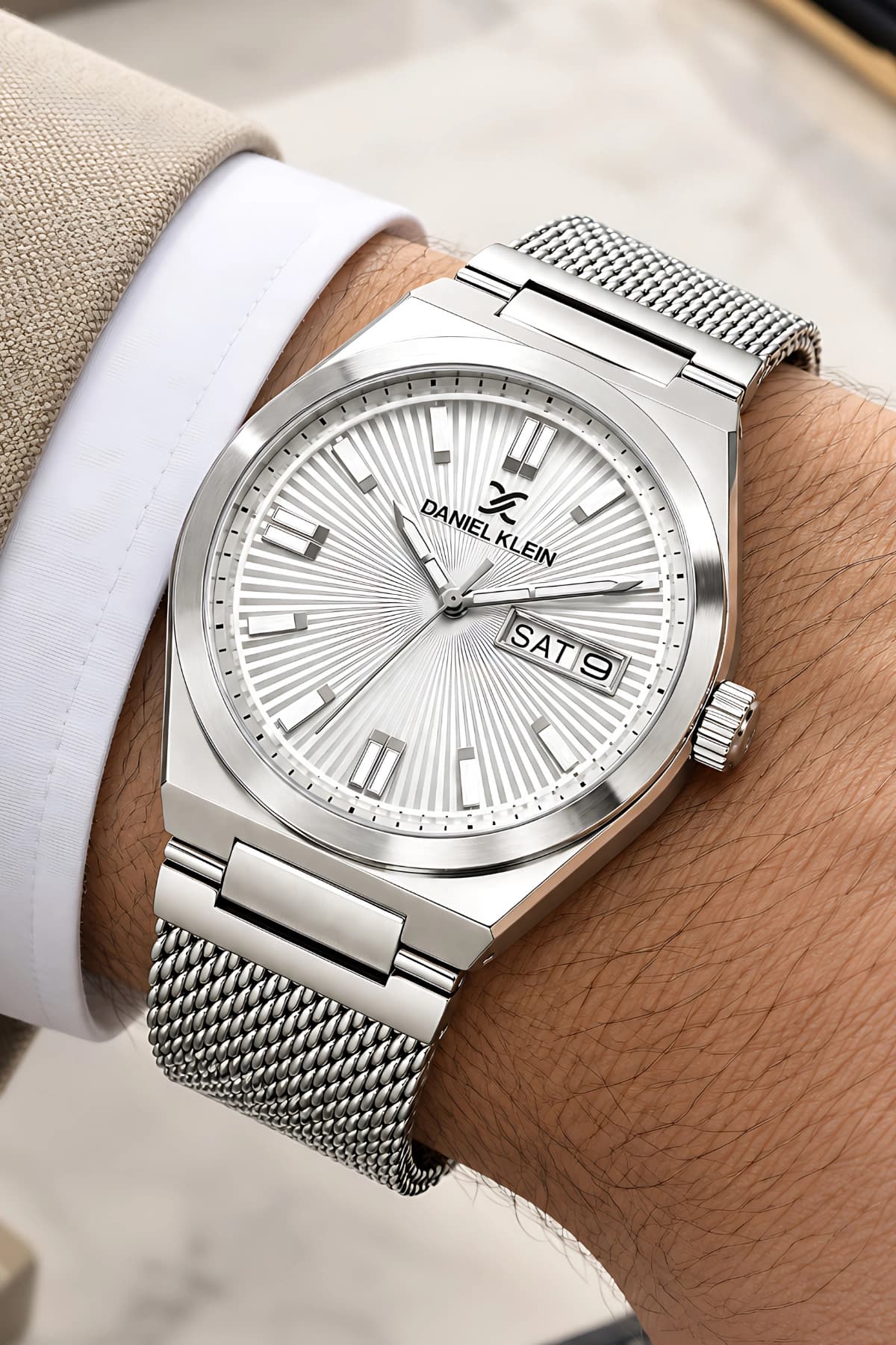 ساعت مچی مردانه Daniel Klein بند و کیس فولادی تقویمدار نقرهای-سفید مدل zmdk1203 ساعت مچی مردانه Daniel Klein بند و کیس فولادی تقویمدار نقرهای-سفید مدل zmdk1203