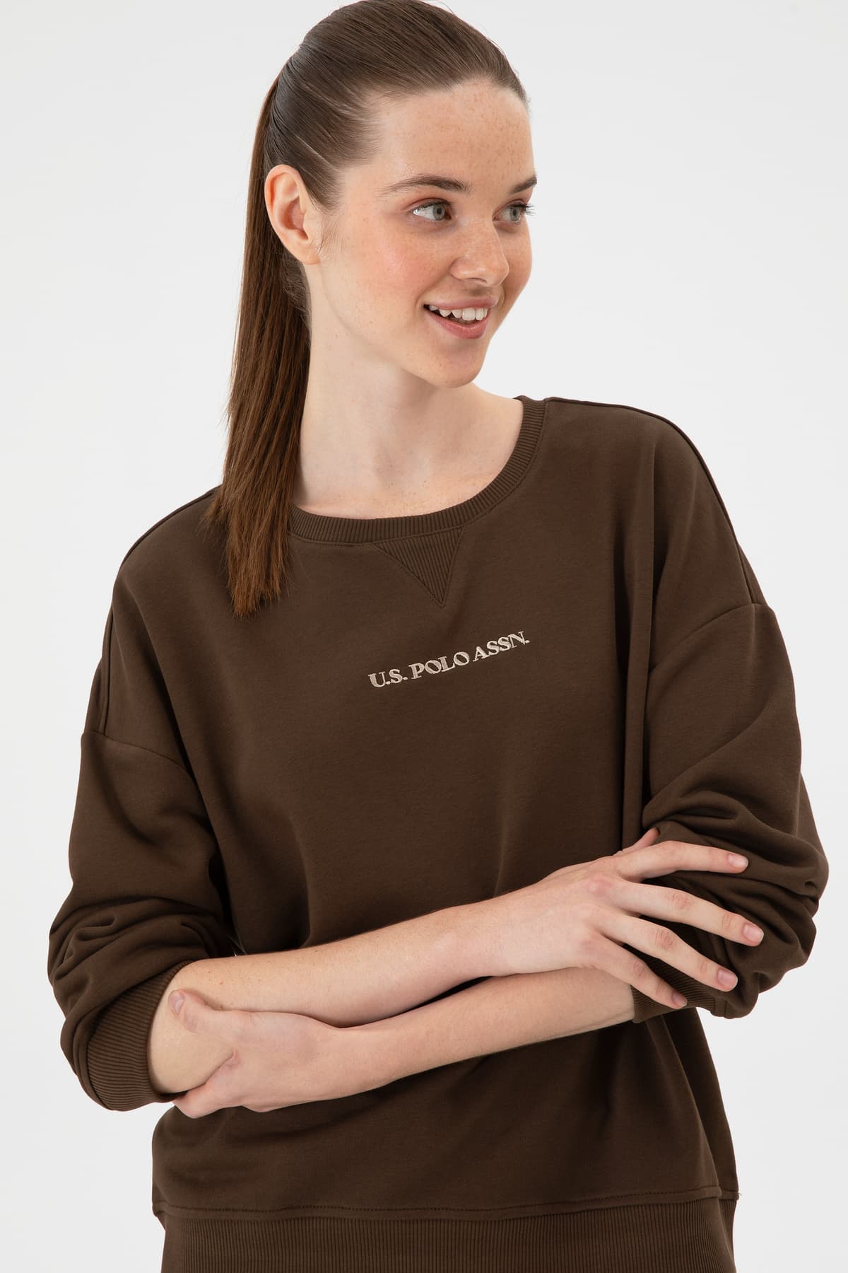 سوئیشرت زنانه U.S. Polo Assn. یقه گرد قهوهای مدل 50313562-VR029 سوئیشرت زنانه U.S. Polo Assn. یقه گرد قهوهای مدل 50313562-VR029