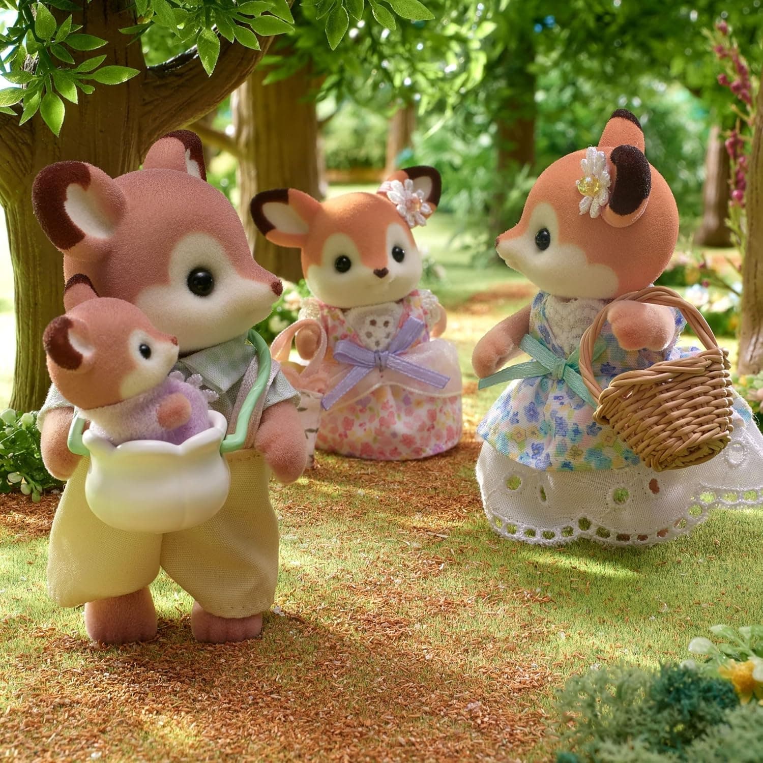 مجموعه خانواده گوزن Sylvanian Families مدل 5799 مجموعه خانواده گوزن Sylvanian Families مدل 5799