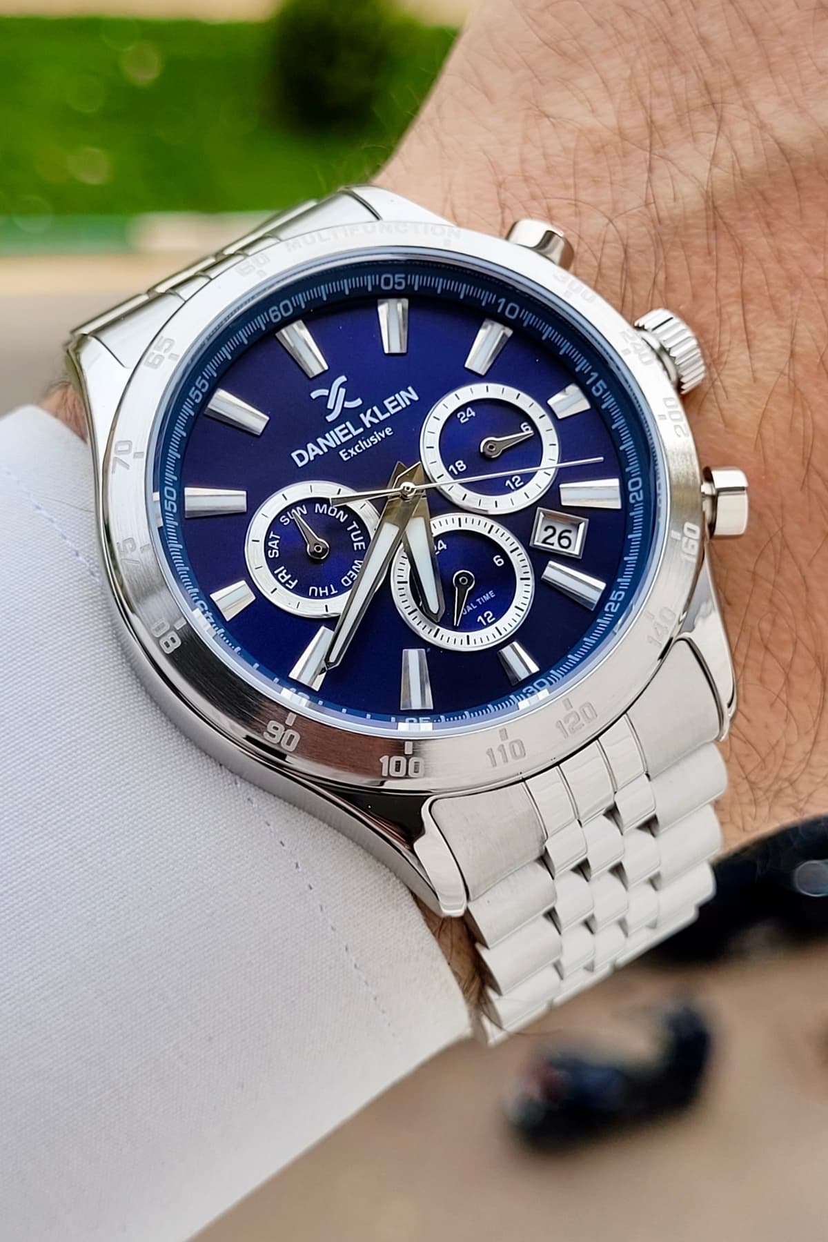 ساعت مچی مردانه Daniel Klein صفحه سرمهای بند خاکستری قابل تنظیم ساعت مچی مردانه Daniel Klein صفحه سرمهای بند خاکستری قابل تنظیم