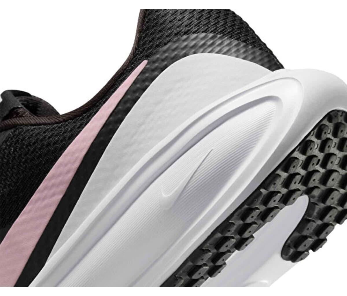 کفش دویدن زنانه Nike مدل Revolution 8 HJ8485-005 کفش دویدن زنانه Nike مدل Revolution 8 HJ8485-005