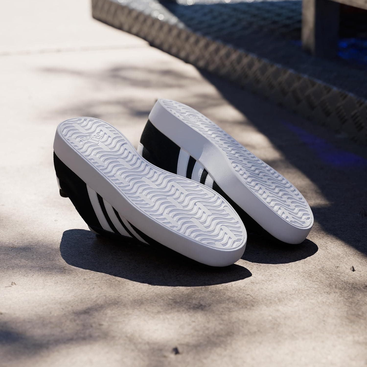 کفش ورزشی مردانه adidas مدل VL COURT 3.0 کفش ورزشی مردانه adidas مدل VL COURT 3.0