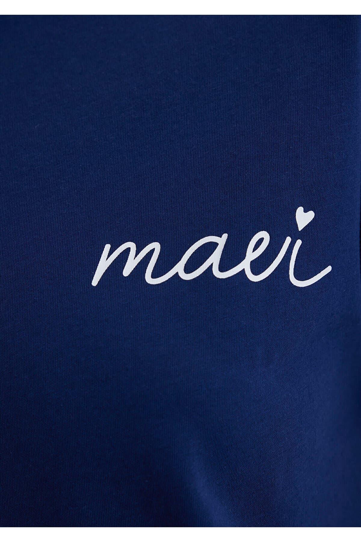 تیشرت زنانه Mavi لوگو چاپی سرمهای فیت نیمه اسلیم مدل 1612962-70722 تیشرت زنانه Mavi لوگو چاپی سرمهای فیت نیمه اسلیم مدل 1612962-70722