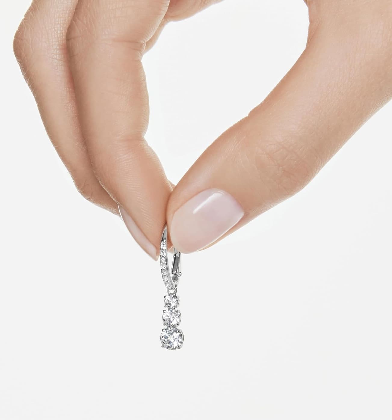 ست گردنبند و گوشواره زنانه Swarovski کریستالی Attract Trilogy ست گردنبند و گوشواره زنانه Swarovski کریستالی Attract Trilogy