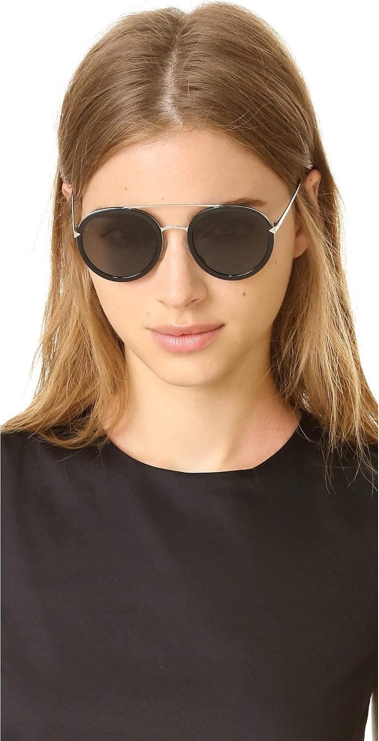 عینک آفتابی زنانه Fendi عینک آفتابی زنانه Fendi