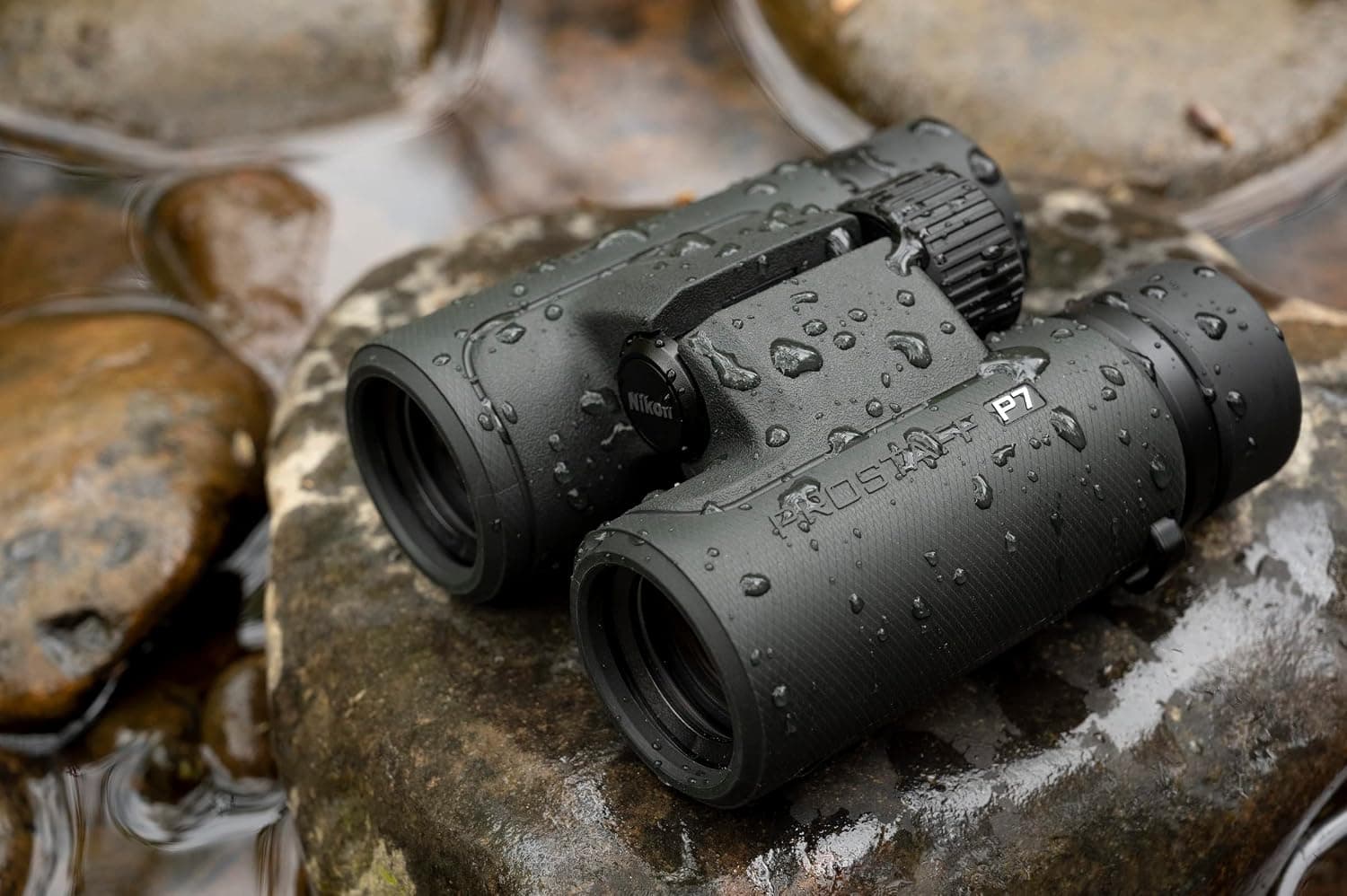دوربین دوچشمی Nikon ProStaff P7 مدل 10x30 دوربین دوچشمی Nikon ProStaff P7 مدل 10x30