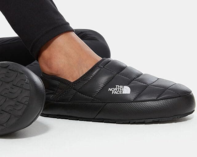 کفش اوتدور زنانه THE NORTH FACE Thermoball Traction Mule V سیاه مدل NF0A3V1HKX71 کفش اوتدور زنانه THE NORTH FACE Thermoball Traction Mule V سیاه مدل NF0A3V1HKX71