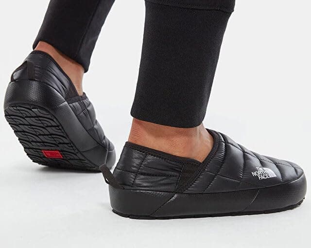 کفش مردانه فضای باز THE NORTH FACE مدل Thermoball Traction Mule V NF0A3UZN33U1 خاکی کفش مردانه فضای باز THE NORTH FACE مدل Thermoball Traction Mule V NF0A3UZN33U1 خاکی