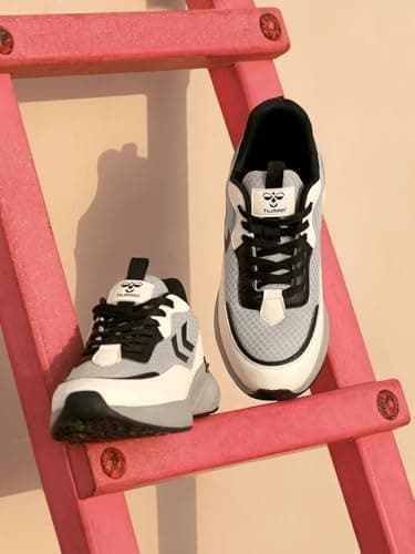 کفش ورزشی مردانه hummel مدل Blaze بندی با زیره سبک TPR کفش ورزشی مردانه hummel مدل Blaze بندی با زیره سبک TPR