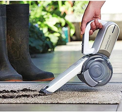 جاروبرقی دستی شارژی BLACK+DECKER با نازل قابل چرخش 21.6Wh برای خانه و خودرو، شامپاینی/سفید مدل PV1420L-B5 جاروبرقی دستی شارژی BLACK+DECKER با نازل قابل چرخش 21.6Wh برای خانه و خودرو، شامپاینی/سفید مدل PV1420L-B5