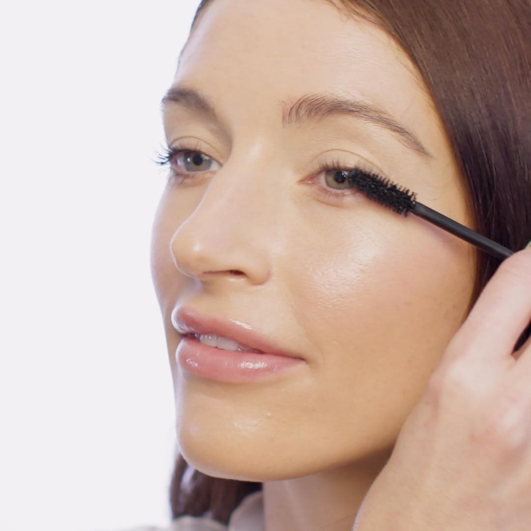 ریمل Pixi Large Lash حجم 12 ml مشکی پررنگ شماره No-1 ریمل Pixi Large Lash حجم 12 ml مشکی پررنگ شماره No-1