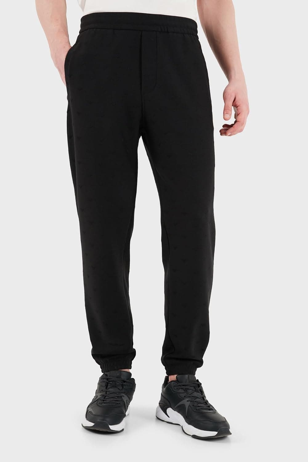 شلوار جاگر مردانه Emporio Armani فیت معمولی کمر و مچ کشدار مدل EM004872 AF13700 FC322 شلوار جاگر مردانه Emporio Armani فیت معمولی کمر و مچ کشدار مدل EM004872 AF13700 FC322