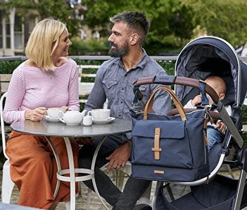 کیف تعویض پوشک نوزاد BabaBing! سرمهای ضدآب قابل تبدیل به کولهپشتی با جای بطری عایقدار و تشک تعویض مدل Erin کیف تعویض پوشک نوزاد BabaBing! سرمهای ضدآب قابل تبدیل به کولهپشتی با جای بطری عایقدار و تشک تعویض مدل Erin
