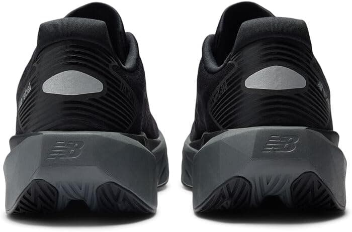 کفش دویدن مردانه New Balance مدل Fuelcell Rebel V5 کفش دویدن مردانه New Balance مدل Fuelcell Rebel V5