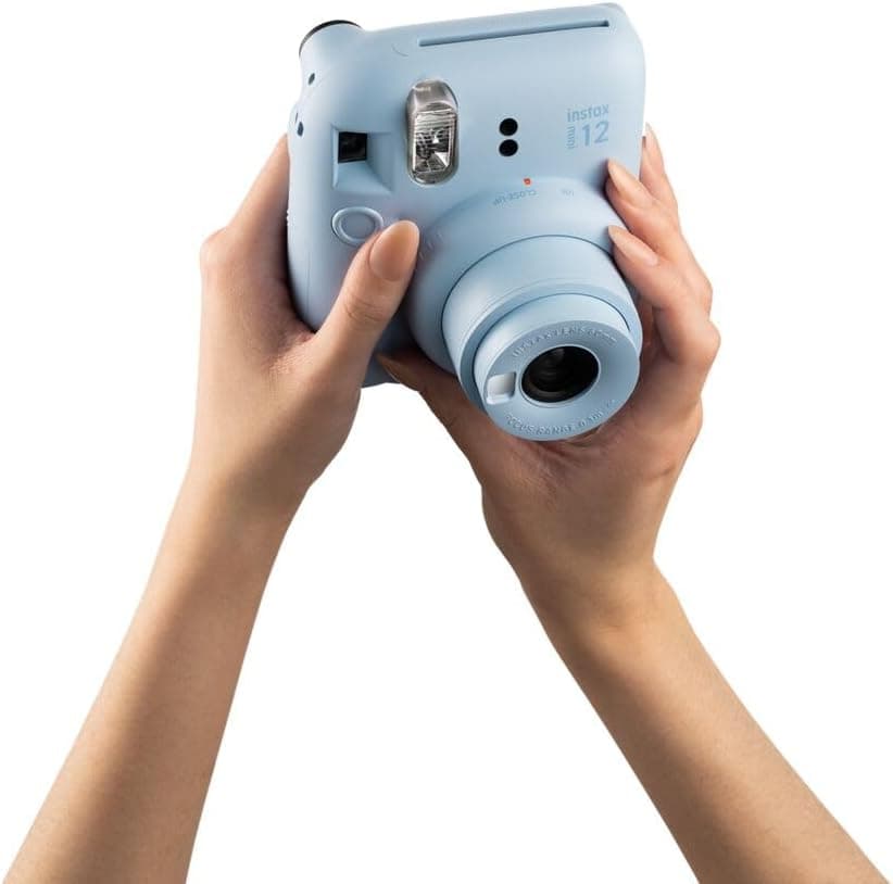دوربین چاپ سریع instax mini 12 با نوردهی خودکار و لنز سلفی داخلی، آبی پاستلی دوربین چاپ سریع instax mini 12 با نوردهی خودکار و لنز سلفی داخلی، آبی پاستلی