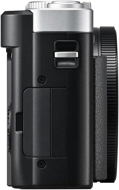دوربین کامپکت سفری Panasonic LUMIX مدل DC-TZ99E-S با لنز Leica DC، زوم 30x، 20,3 MP، فیلمبرداری 4K 30p، نمایشگر تاشو 3 اینچی، نقرهای دوربین کامپکت سفری Panasonic LUMIX مدل DC-TZ99E-S با لنز Leica DC، زوم 30x، 20,3 MP، فیلمبرداری 4K 30p، نمایشگر تاشو 3 اینچی، نقرهای