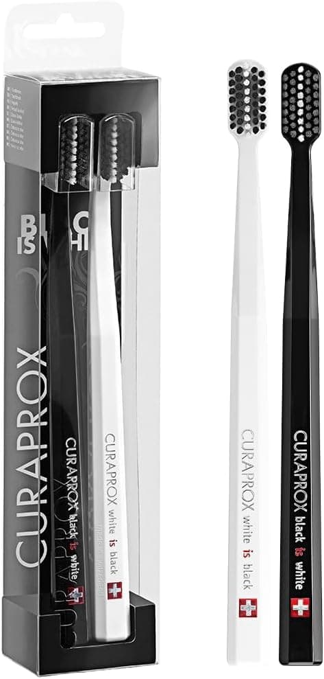 مسواک دوتایی Curaprox Black is White فوقالعاده نرم مشکی و سفید مسواک دوتایی Curaprox Black is White فوقالعاده نرم مشکی و سفید