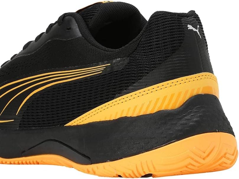کفش فوتسال یونیسکس بزرگسال PUMA سالنی مدل Solarstrike III کفش فوتسال یونیسکس بزرگسال PUMA سالنی مدل Solarstrike III