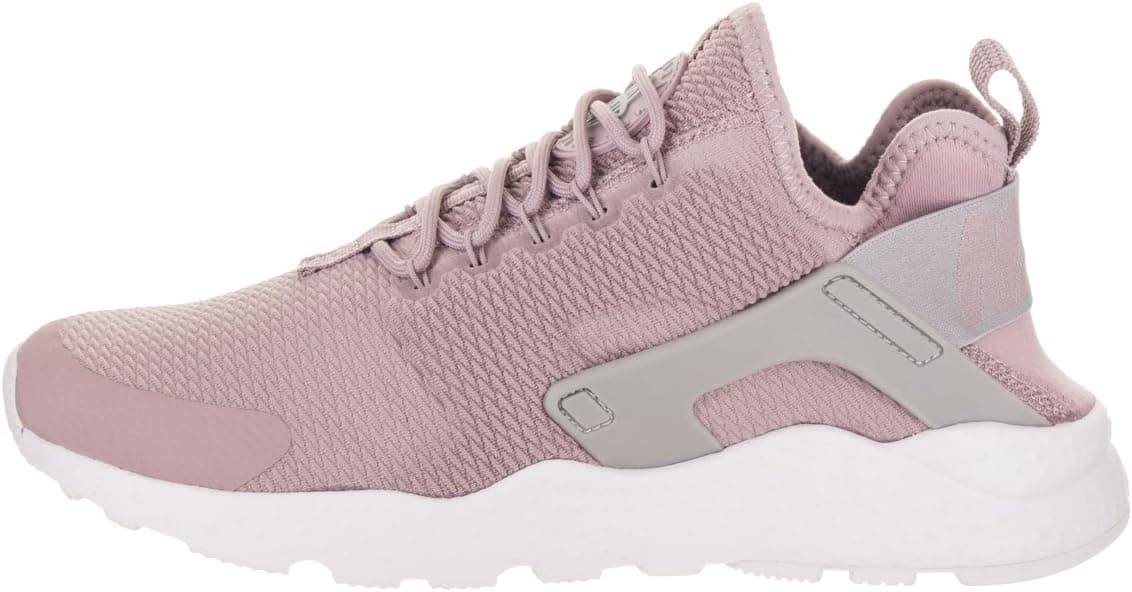 کفش ورزشی زنانه Nike مدل Air Huarache Run Ultra کفش ورزشی زنانه Nike مدل Air Huarache Run Ultra