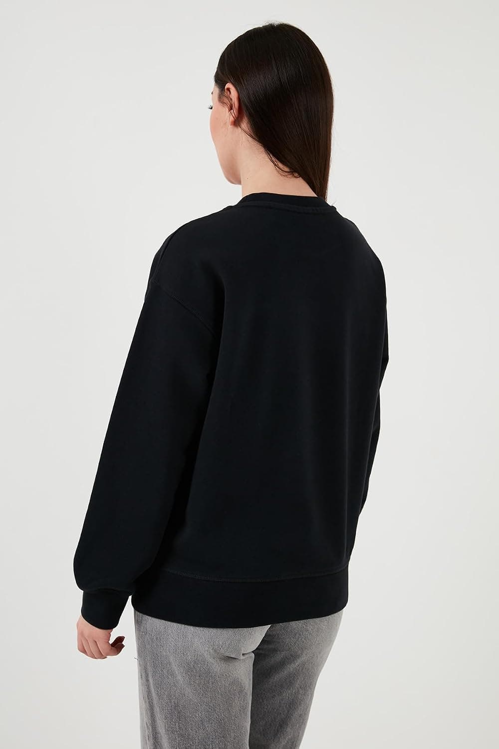سویشرت زنانه Levi's یقه گرد مدل Standard سویشرت زنانه Levi's یقه گرد مدل Standard