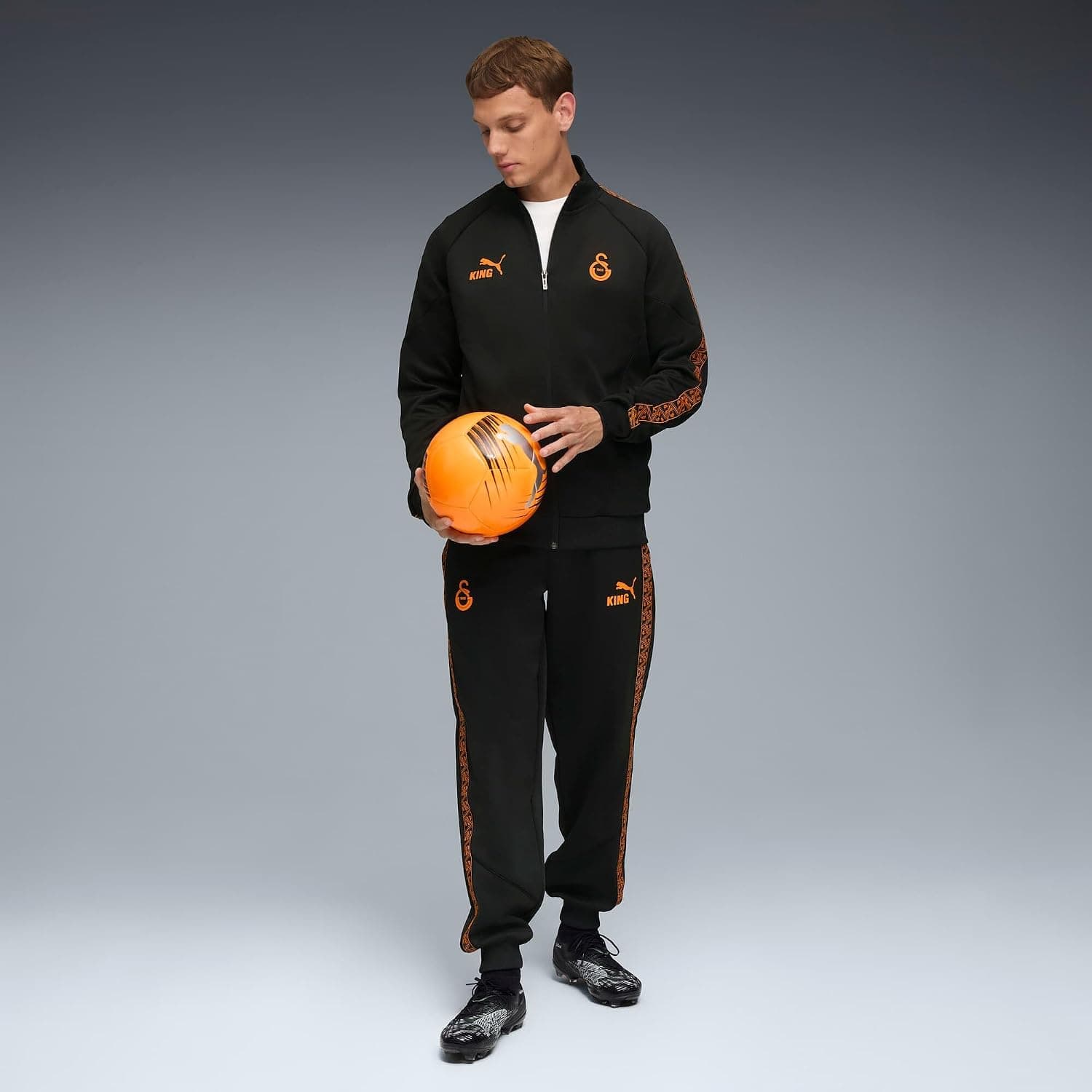 ژاکت مردانه PUMA GSK KING Anthem ژاکت مردانه PUMA GSK KING Anthem