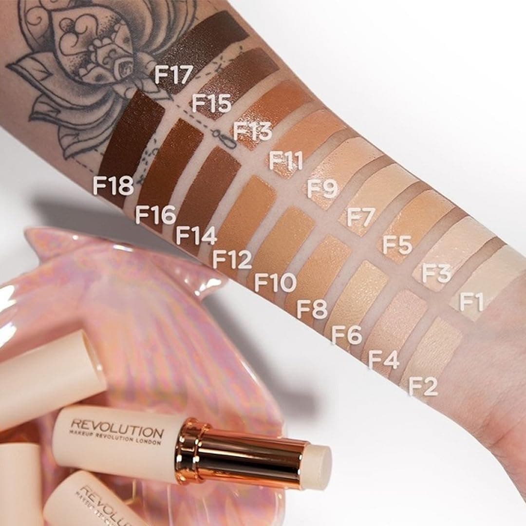 کرم پودر استیکی Makeup Revolution مدل F2 کرم پودر استیکی Makeup Revolution مدل F2