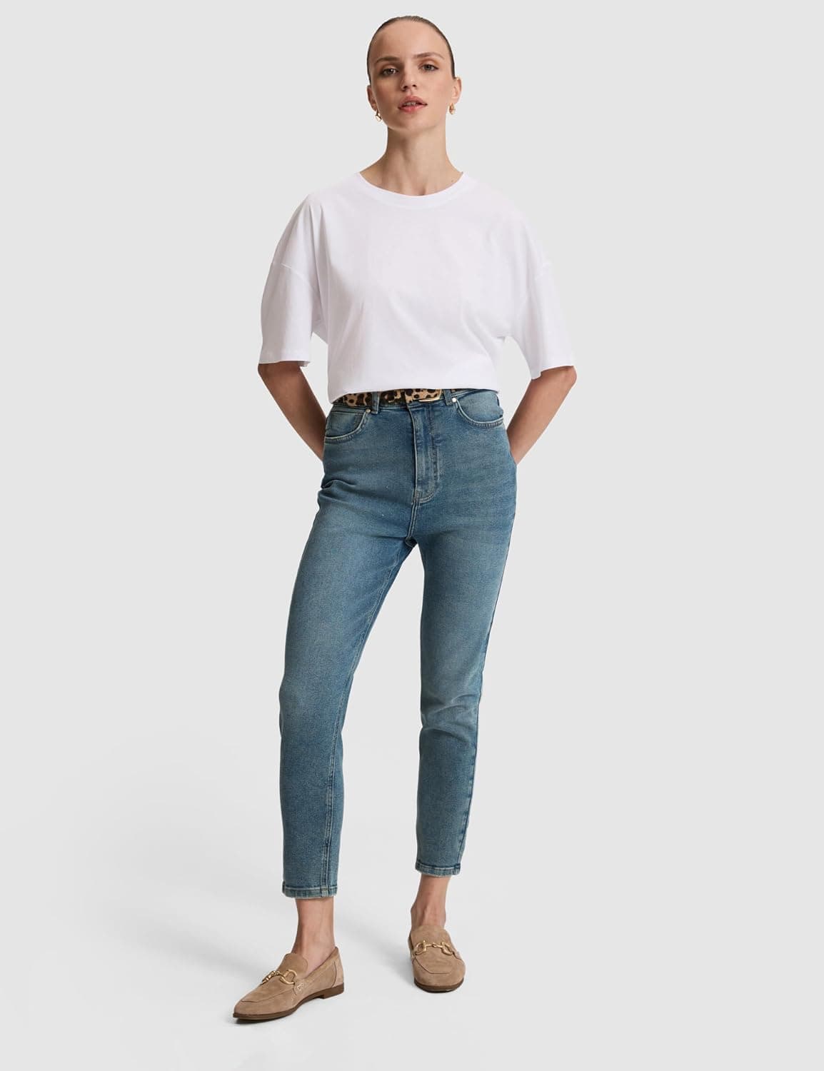 تیشرت زنانه Pierre Cardin سفید مدل 50325455-VR013 تیشرت زنانه Pierre Cardin سفید مدل 50325455-VR013