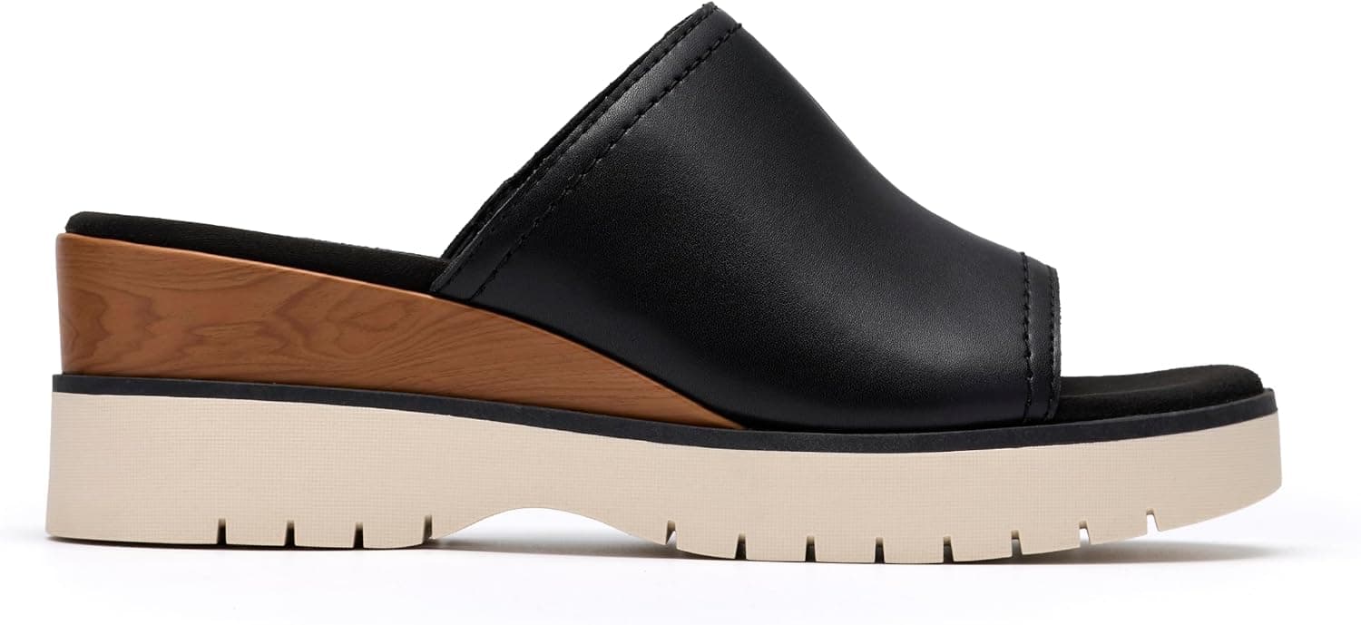 دمپایی زنانه Clarks مدل Diaz دمپایی زنانه Clarks مدل Diaz