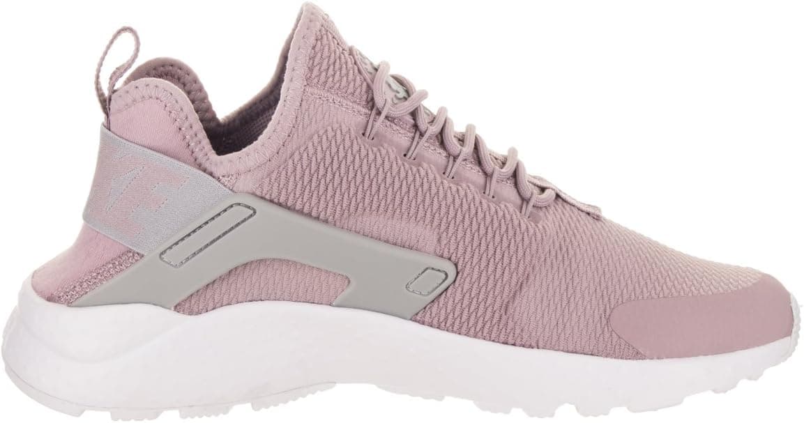 کفش ورزشی زنانه Nike مدل Air Huarache Run Ultra کفش ورزشی زنانه Nike مدل Air Huarache Run Ultra