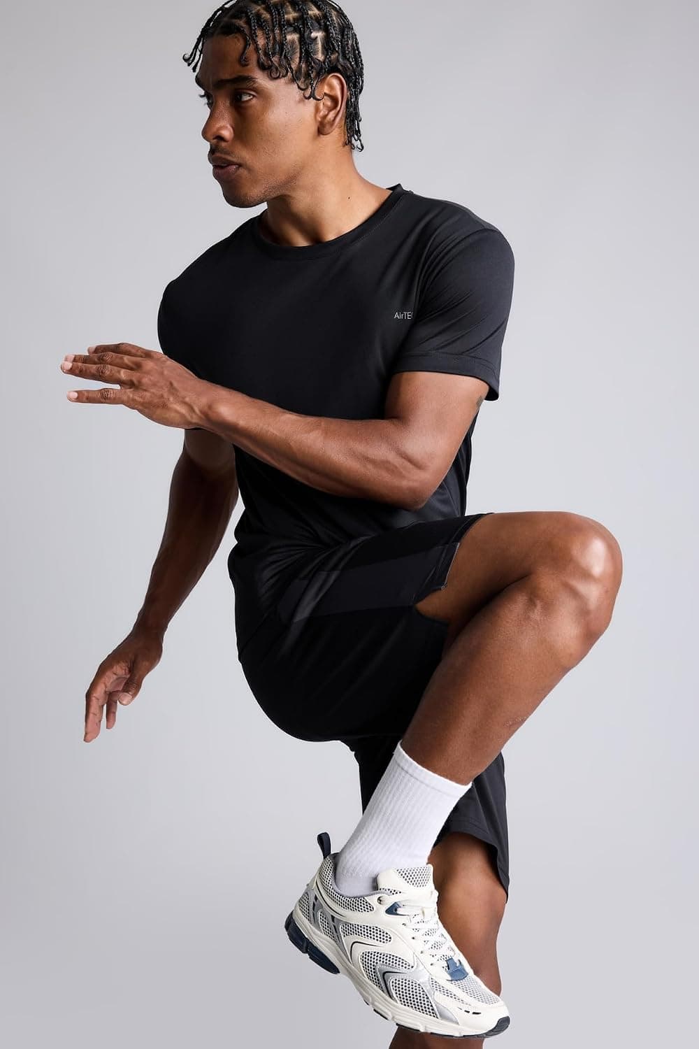 شورت مردانه DeFacto فیت استاندارد بالای زانو مشکی مدل H2904AX26SM شورت مردانه DeFacto فیت استاندارد بالای زانو مشکی مدل H2904AX26SM