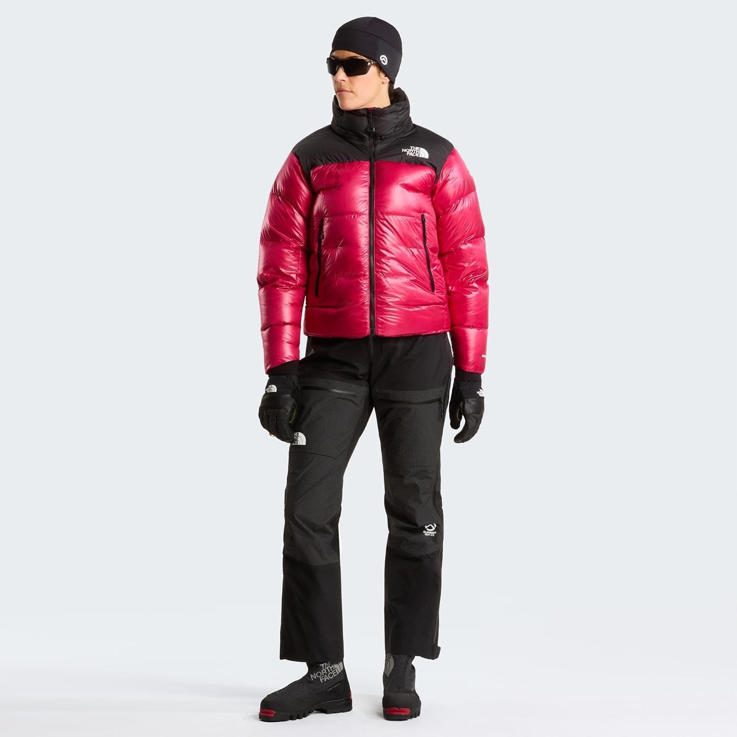 ژاکت زنانه The North Face SUMMIT NUPTSE مدل NF0A8H3EUL21 ژاکت زنانه The North Face SUMMIT NUPTSE مدل NF0A8H3EUL21